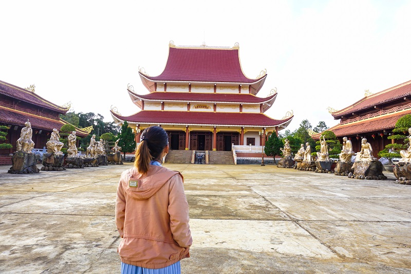 kinh-nghiem-du-lich-mang-den (2)