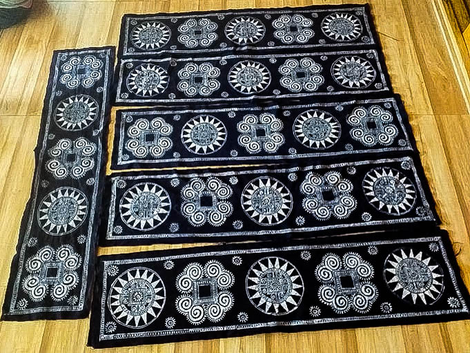 Sản phẩm khăn trải bàn hoàn thiện xinh đẹp