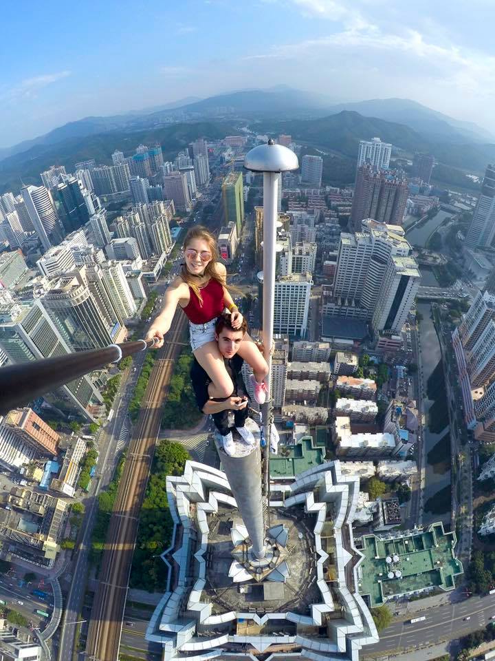 Chụp ảnh ở nơi nguy hiểm rất hút khách