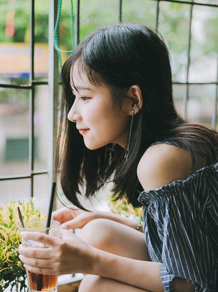 Dựa vào lan can có mềm mại không chứ