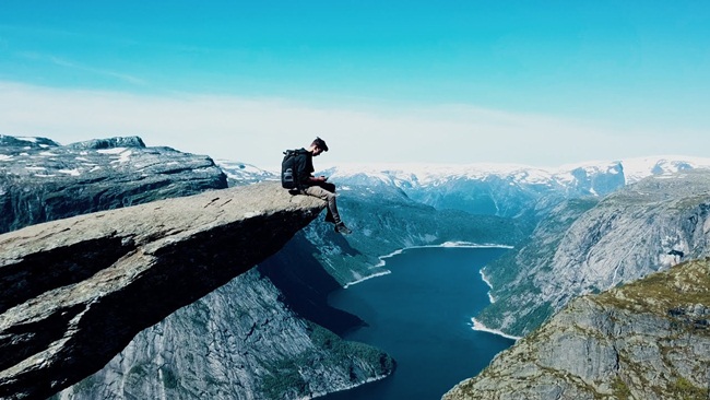 Chụp ảnh ở nơi nguy hiểm rất hút khách