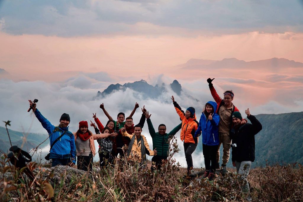 Với đồng đội leo núi Muối ở Lào Cai