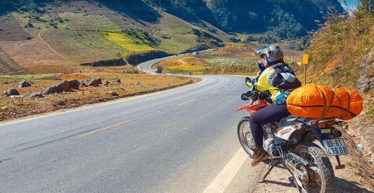 cung đường chữ S nổi tiếng mộc châu