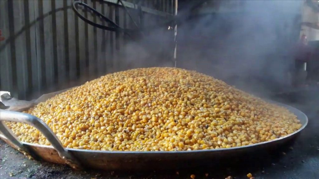 Công đoạn làm rượu ngô men lá