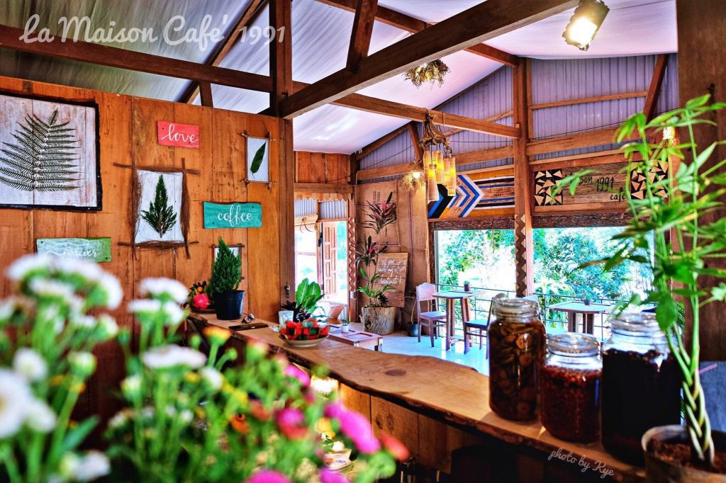 vẻ đẹp của quán mộc lan