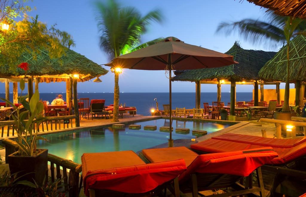 Joe’s Cafe & Garden Resort