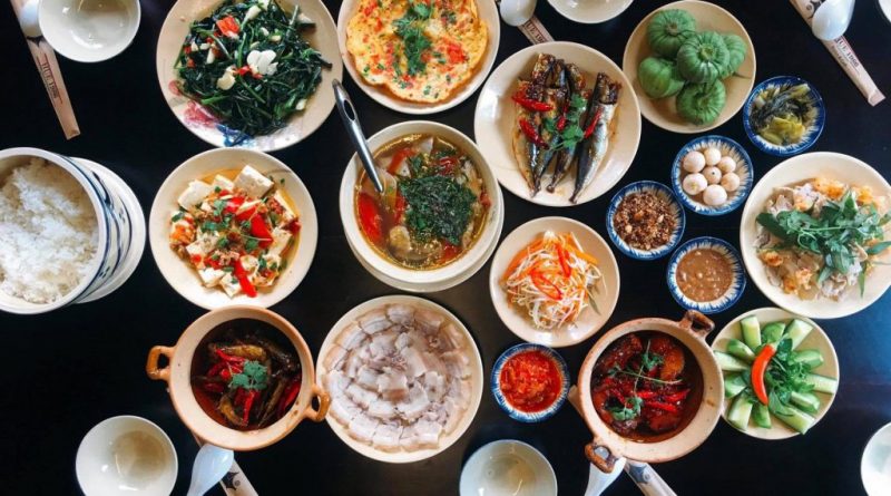 những món cơm Huế đậm chất truyền thống