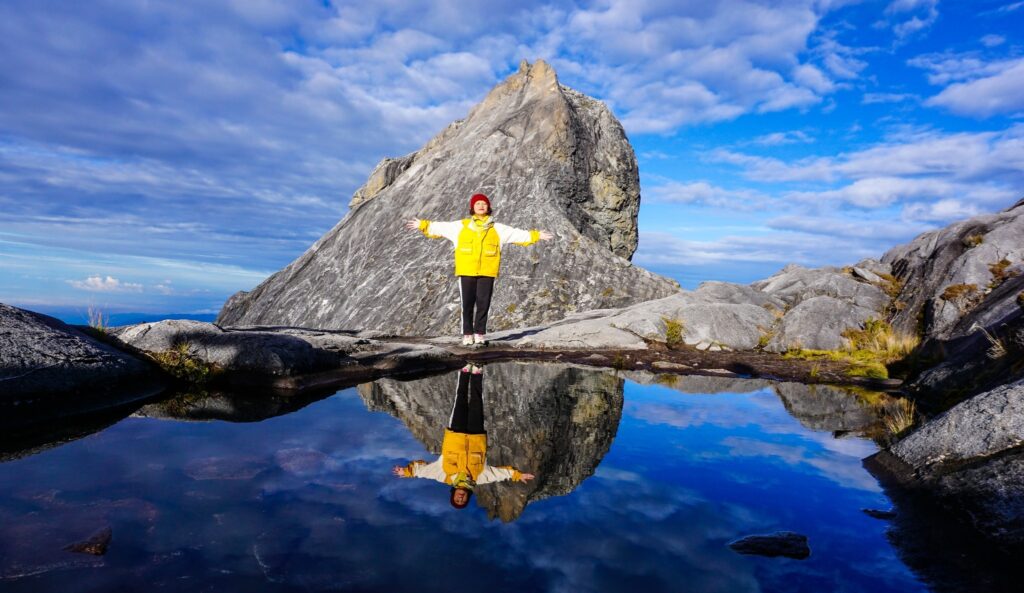 áo khoác leo núi nữ