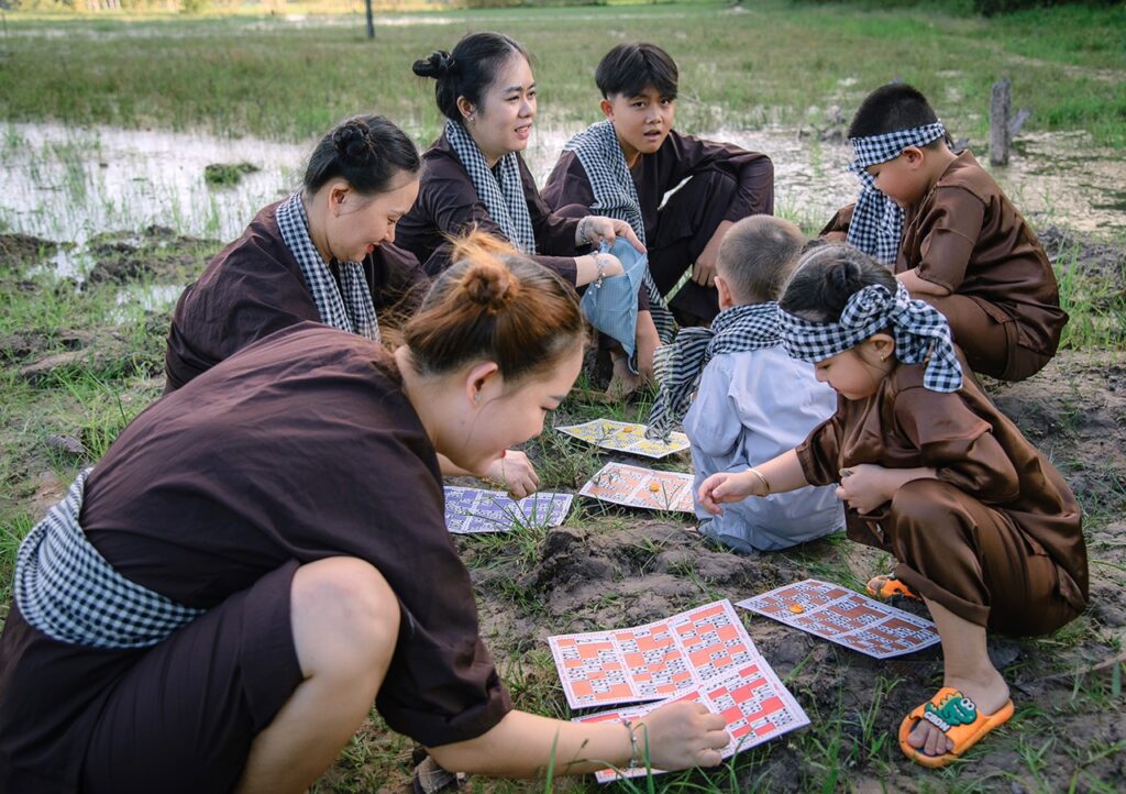 du lịch miền tây mặc gì cho đẹp