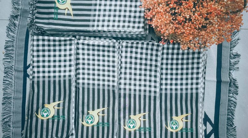 Dịch vụ thêu logo khăn rằn nam bộ